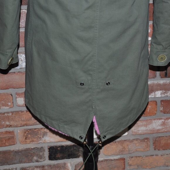 Green Parka Pink Raccoon Fur Trim, Faux Fur Lining M - Picture 13 of 14